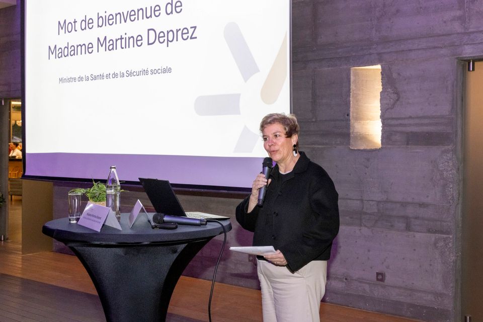 Photo 5 de la séance académique organisée à l'occasion du 20e anniversaire du Conseil scientifique
